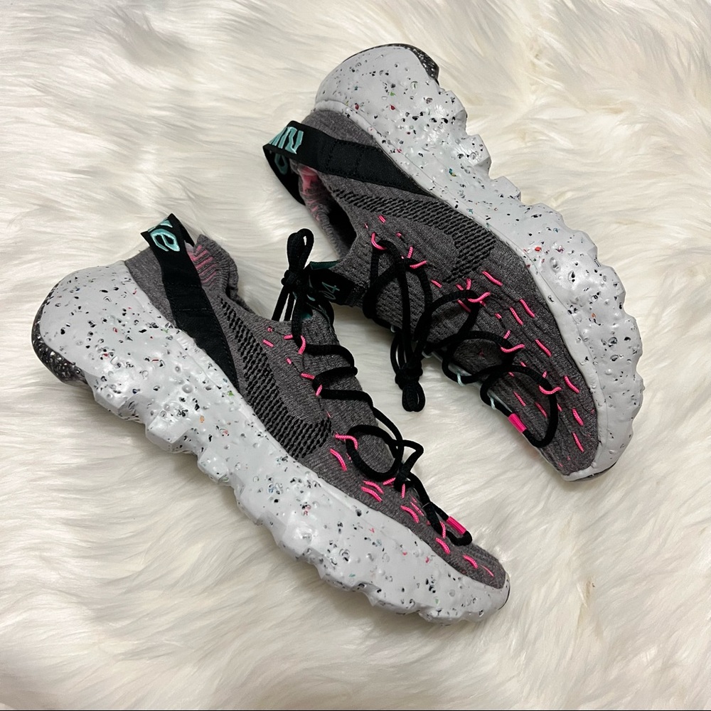 Nike • Space Hippie 04 - Picture 8 of 13